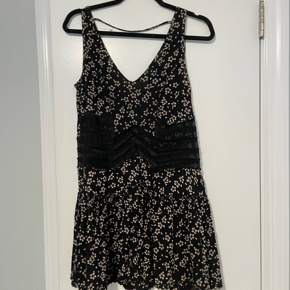 Lf black white flower mesh mini dress lace panel